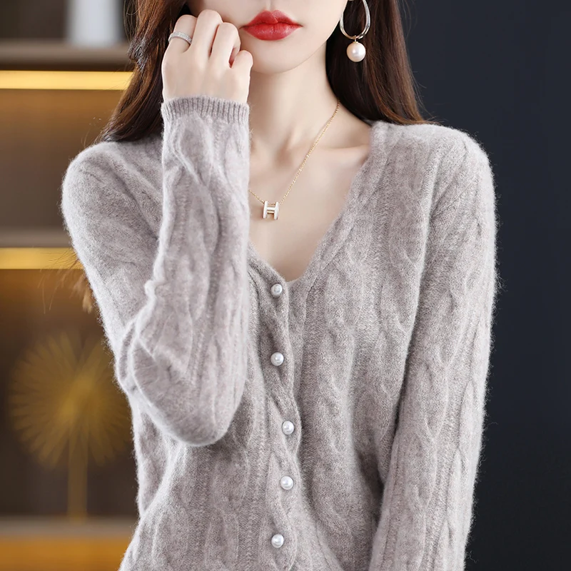 

Women New V-neck Pearl Button Thickened Fried Dough Twists Knitting Sweater Cothing 100% Wool Autumn Winter Fashion Luxury Top