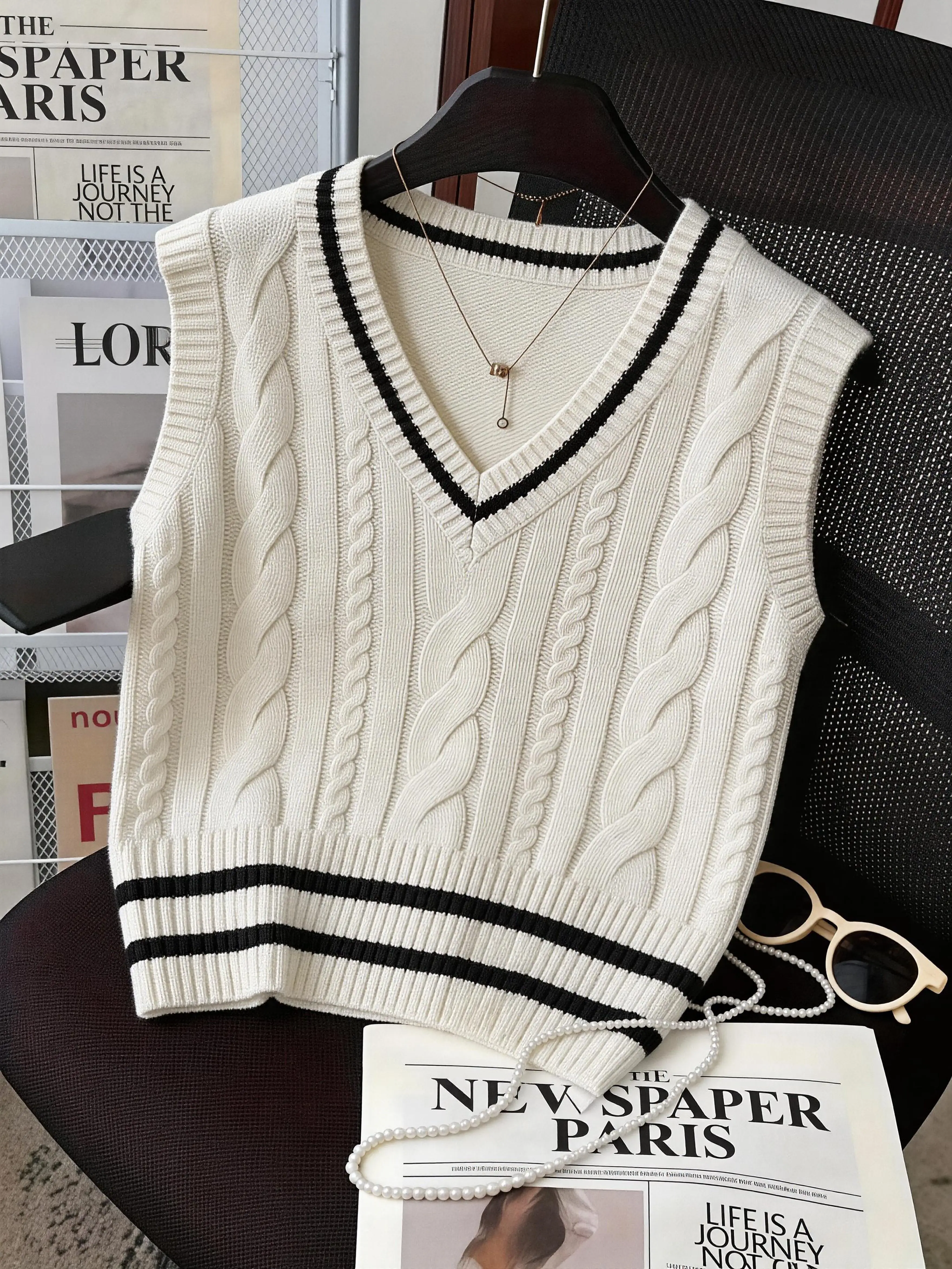 Plus Size Knitted Vest Women V Neck Striped Trim Cable Knit Sleeveless Sweater Preppy Style Loose Fit