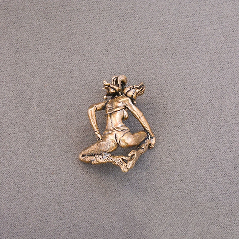Brass Ponytail Girl Figurine Retro Metal Character Model Mini Desktop Ornament Home Decor Craft Accessory