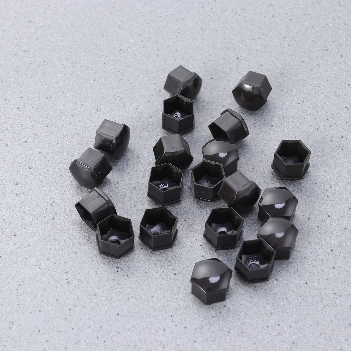 21 in 1 Hexagonal Wheel Lug Nut Covers Bolts Covers Screw Protect Caps 17mm with Clips (Black) wheel nut covers