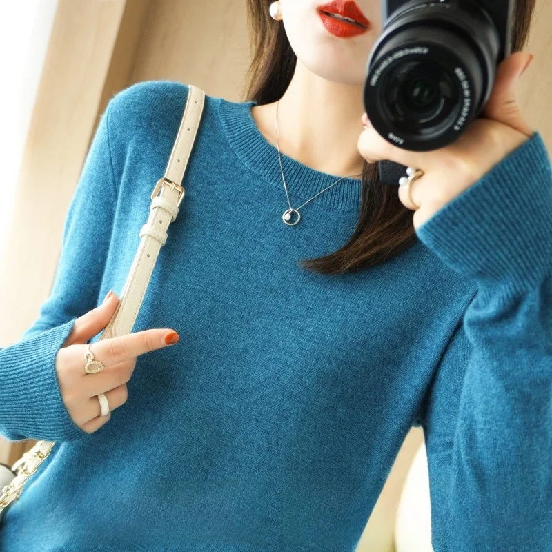 

Autumn Winter round Neck Knitwear Women Slim Fit Long Sleeve Overhead Non Cashmere Base Layer Large Size Top Fashion Style
