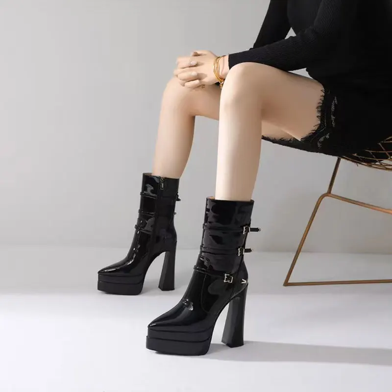 Botas de tornozelo curto com zíper feminino, botas pontiagudas de camada dupla, plataforma impermeável, salto alto espesso ultra-alto, outono