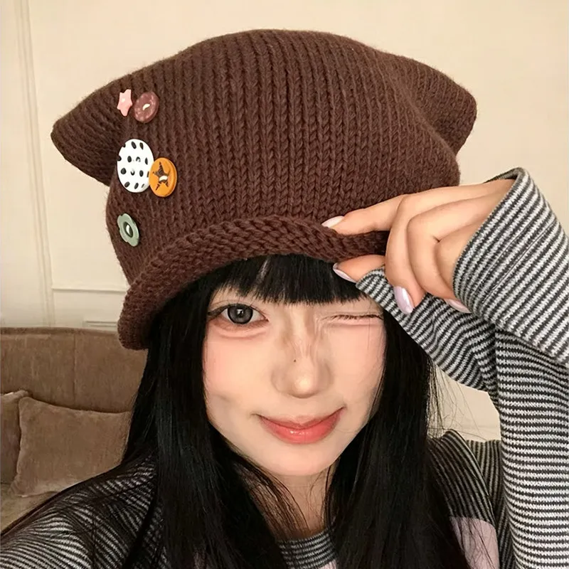 Japanische Katzenohren-Strickmütze mit Knopfverschluss für Frauen mit großem Kopf, warme Ohrenschutz-Mütze für Herbst und Winter – Detail 3