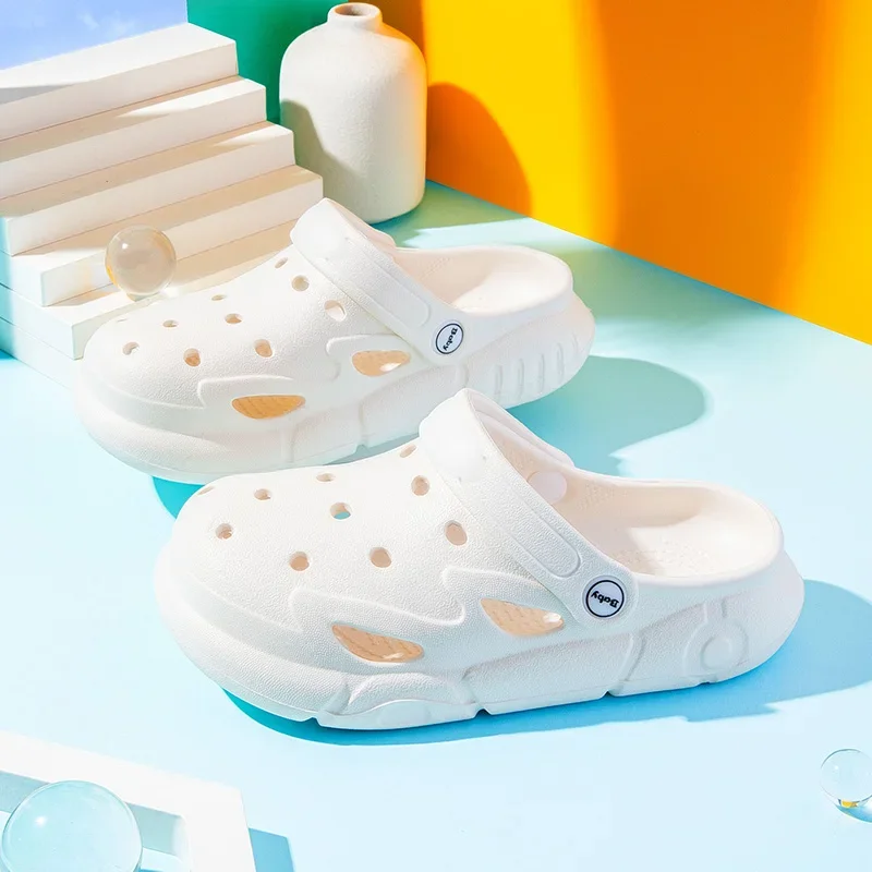 New four-season children's slippers solid color simple home outdoor beach shoes light, soft, cool and comfortable