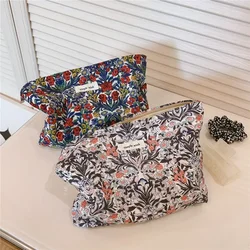 Bolso de mano Floral Vintage para maquillaje, bolsa de almacenamiento de cosméticos de gran capacidad, organizador de artículos de tocador de viaje portátil, bolsa de almacenamiento, nuevo