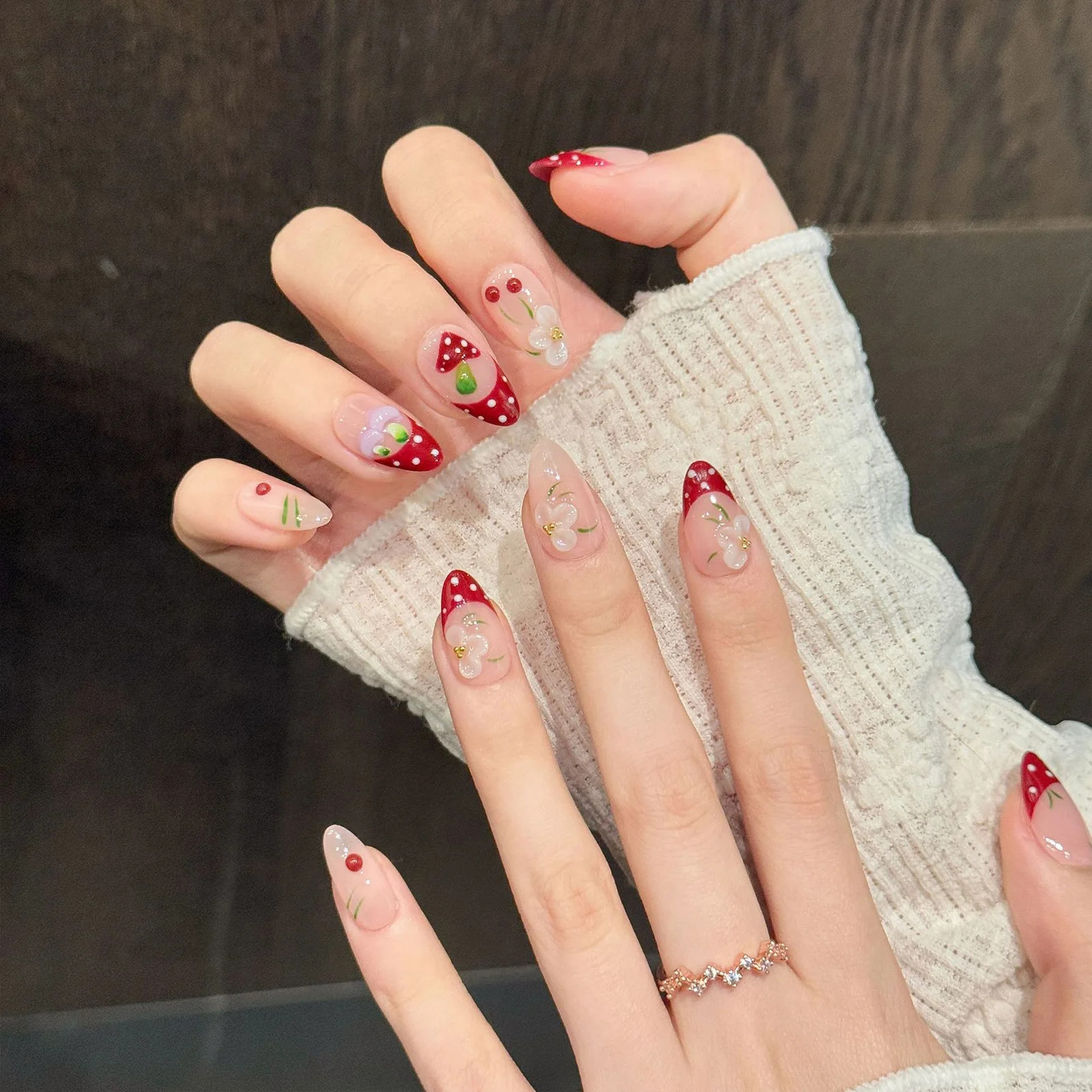 10Pcs Red White Polka Dot Design Press on Nails Mushroom Flower Decor False Nails French Almond Shape Fake Nail Patches view 3