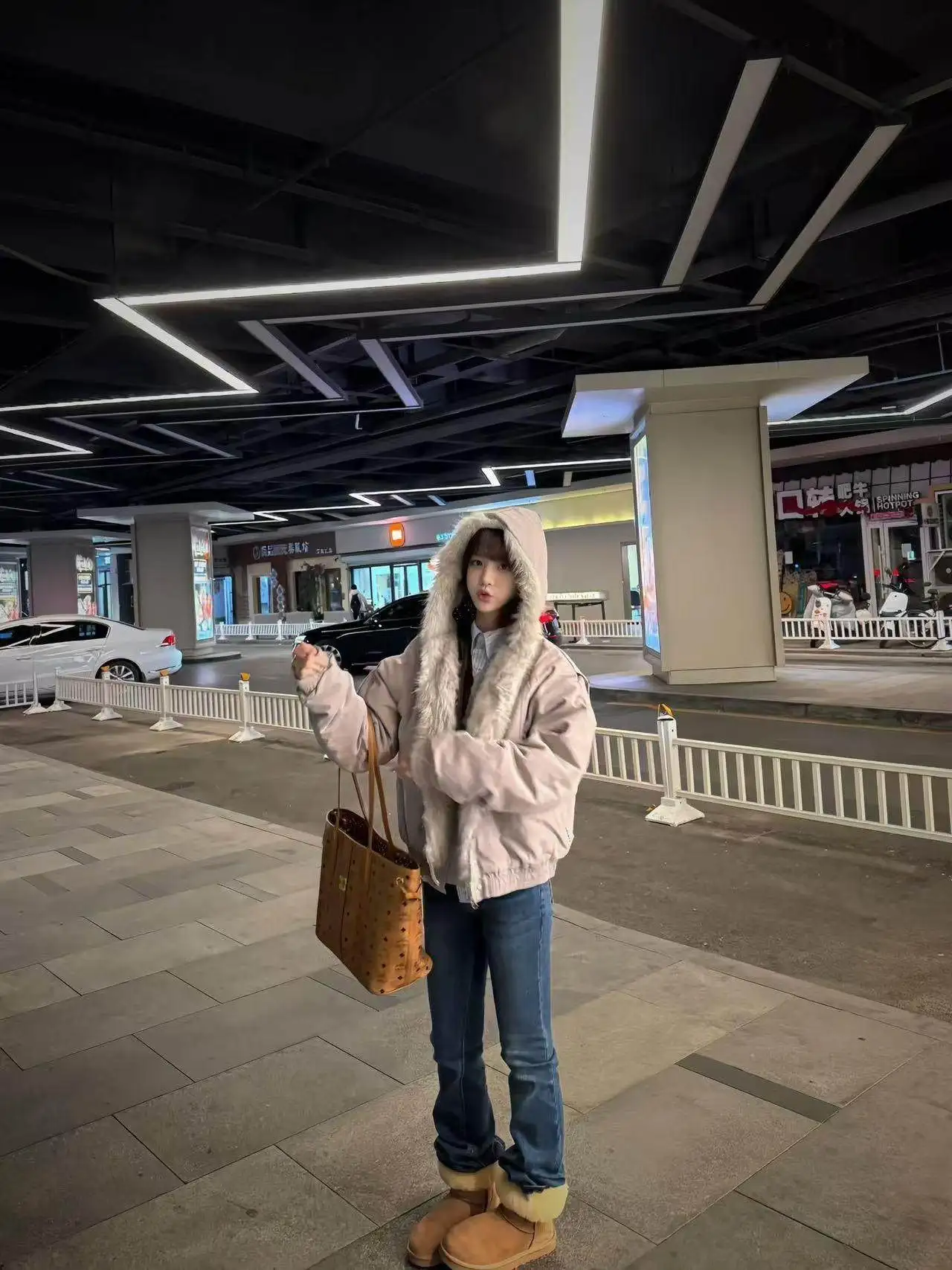 

Мужская демисезонная куртка-пуховик с меховым воротником, классическая, повседневная, легкая, элегантная, в японском стиле, с контрастными вставками, теплая, с капюшоном, камуфляжная, в стиле Varsity, OL