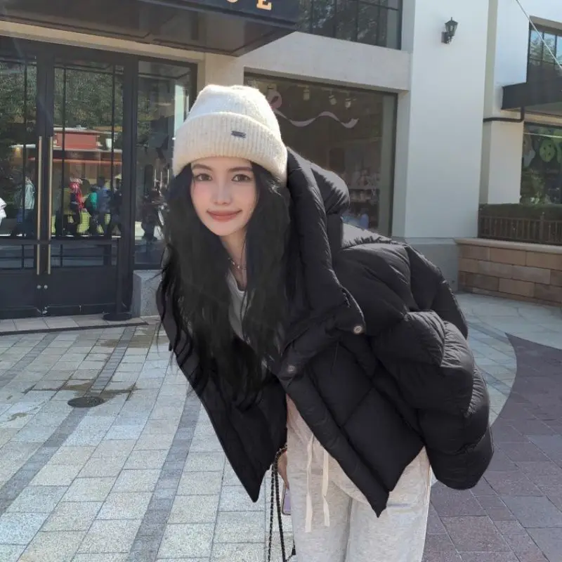 سترة نسائية شتوية جديدة لعام 2025 سترة نسائية قصيرة فضفاضة وسميكة النسخة الكورية سترة الخبز معطف بلون واحد #5