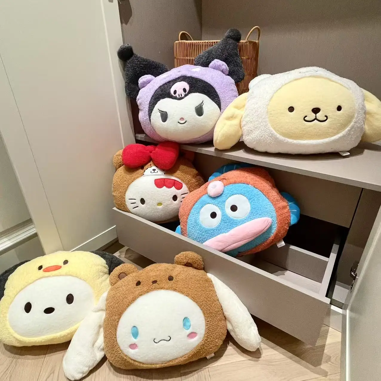 

Sanrio Kuromi Cinnamoroll Hello Kitty Plush Cushion Sofa Bed Throw Pillow Home Decor Pillow Comfortable Soft Pillow Xmas Gift