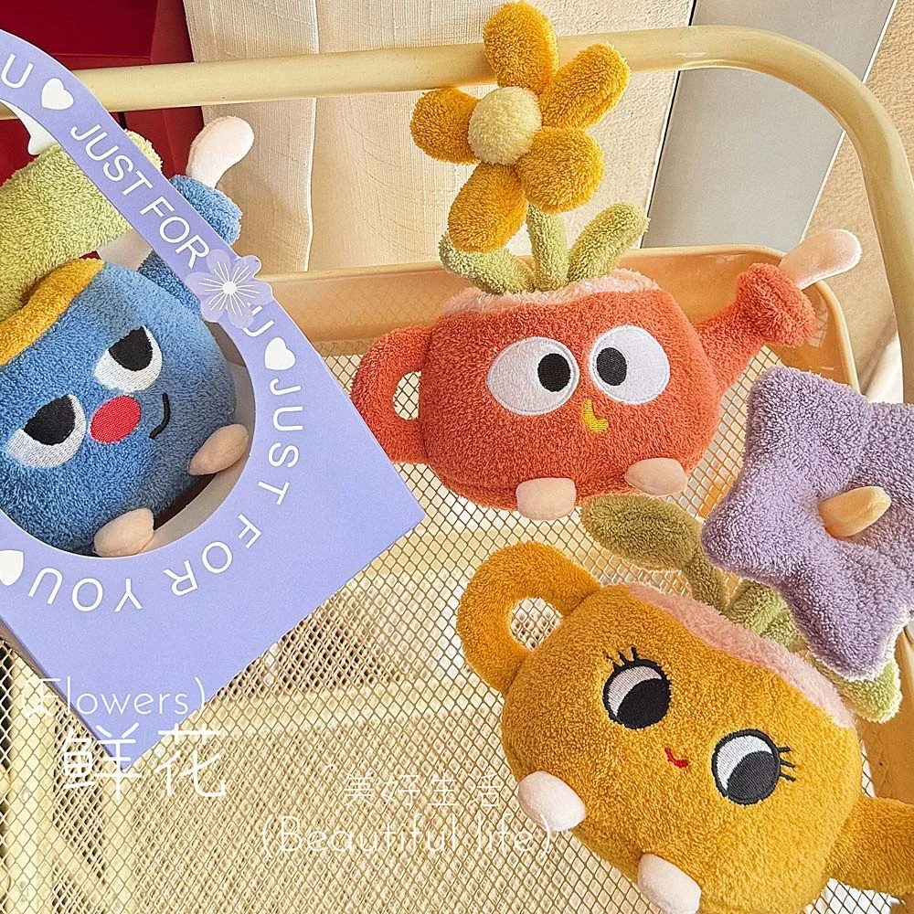 Creatieve gieter en bloem knuffel Mooie kleurrijke bloem gevulde pop kamer decor Festival cadeau voor jongens meisjes