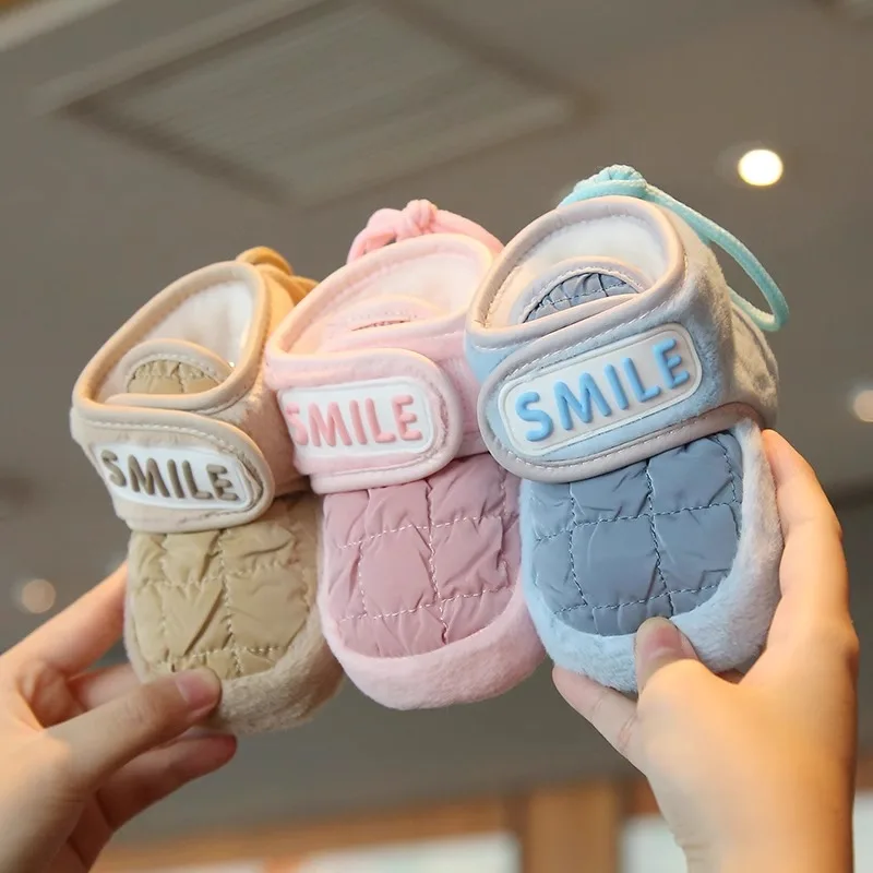 

Winter Newborn Boys and Girls Cute Cartoon Cotton Shoes with Soft Sole and Warm Boots Preschool Walking Shoes Winter Newborn