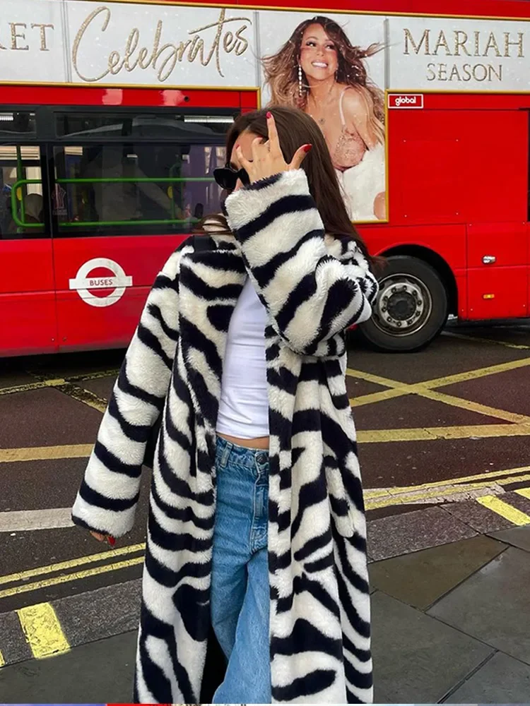 

Women Autumn Winter Zebra Printed Thick Overcoats Fashion Lapel Full Sleeves Pocket Long Coat Chic Lady Commute Street Outerwear