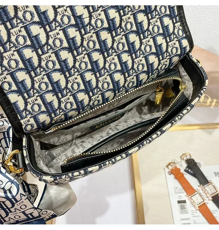 2024 New Embroidery Half Round Saddle Bags High Quality Shoulder Messenger Bags Summer Luxury Fashion Women Purse and Handbags