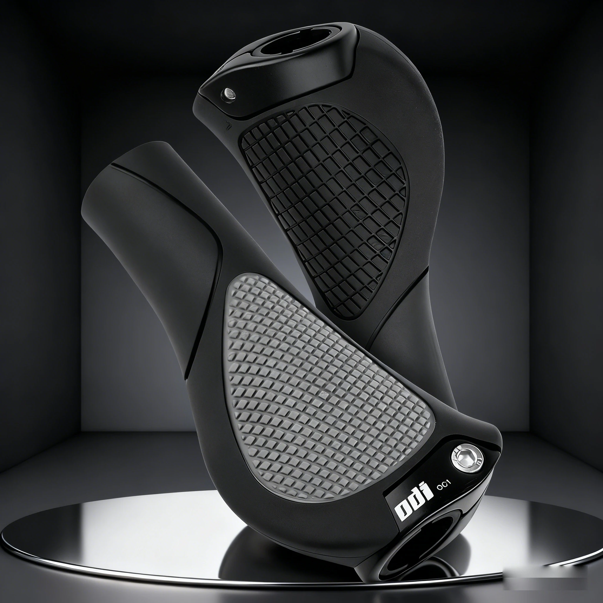 

ODI OC1 Ergonomic MTB Grips 22.2mm Large Comfort Palm Pad for Anti-Slip Control and Reduced Hand Fatigue on Mountain Bikes