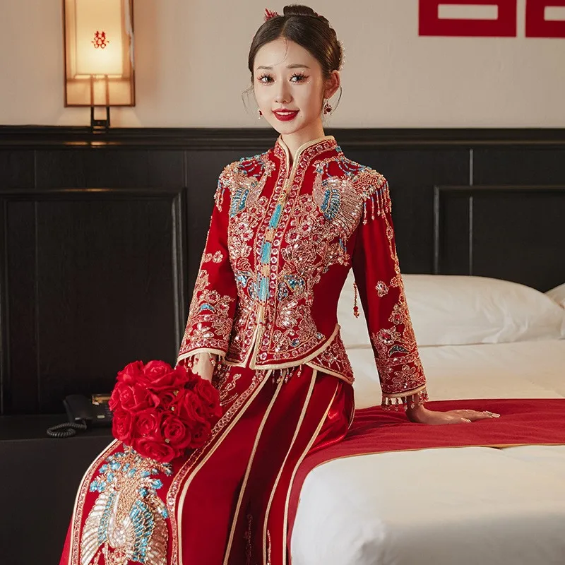 

Новое бархатное приталенное свадебное платье в китайском стиле и