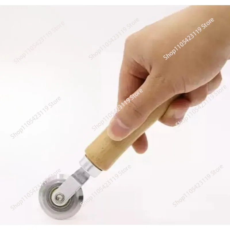 Suitable for manual indentation wheel corrugated hollow board for k-t board coated cardboard folding indentation sampling