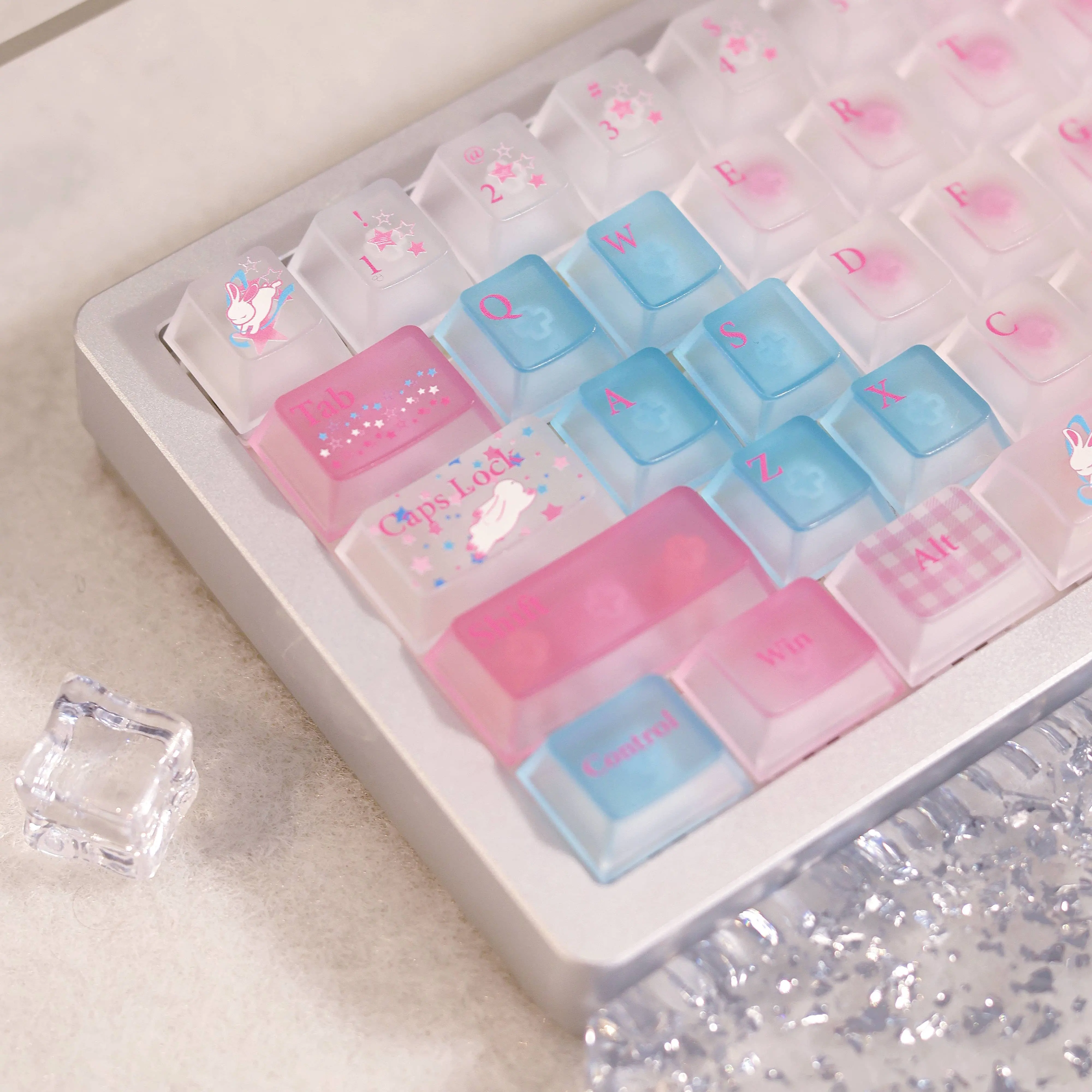 MAIMOOO Keycaps Meet Goodnight Rabbit Semi Transparent Frosted PC CHERRY Matte Translucent Keycaps Pink Blue