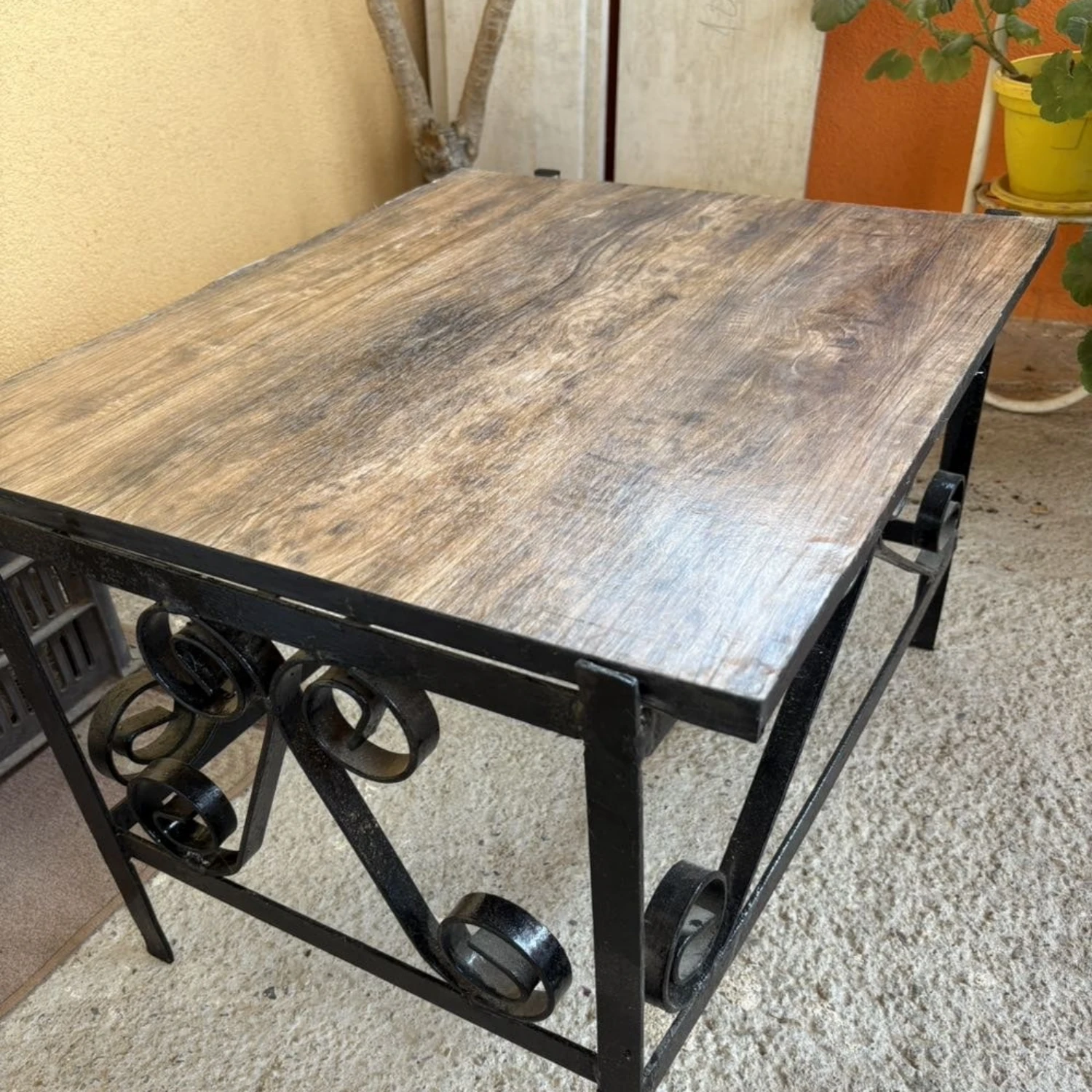 

1 рулон ПВХ маслостойкая наклейка под дерево самоклеящиеся обои для кухонной столешницы, мебели, шкафа, стола, ремонта стен