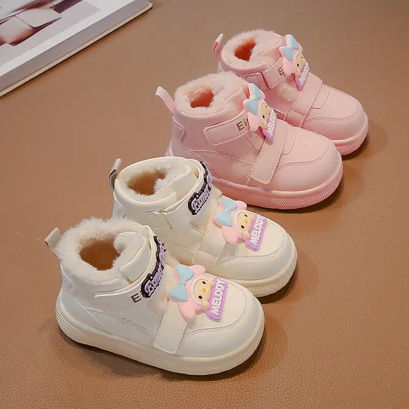 

Лидер продаж Sanrio Girl Kuromi Kawaii, модная хлопковая обувь на флисовой подкладке, студенческие зимние детские нескользящие зимние ботинки с героями мультфильмов в стиле аниме, новый стиль