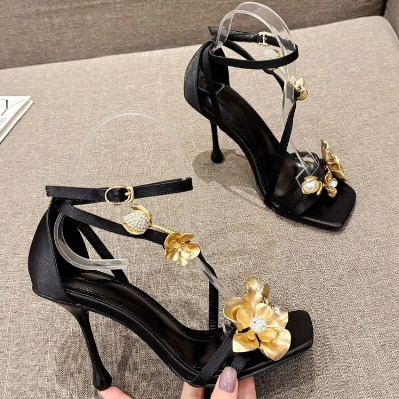 

New Princess Style Flower Black Gold High-heeled Sandals Summer Fashion Banquet Wedding Brides Bridesmaids High-heeled Shoes