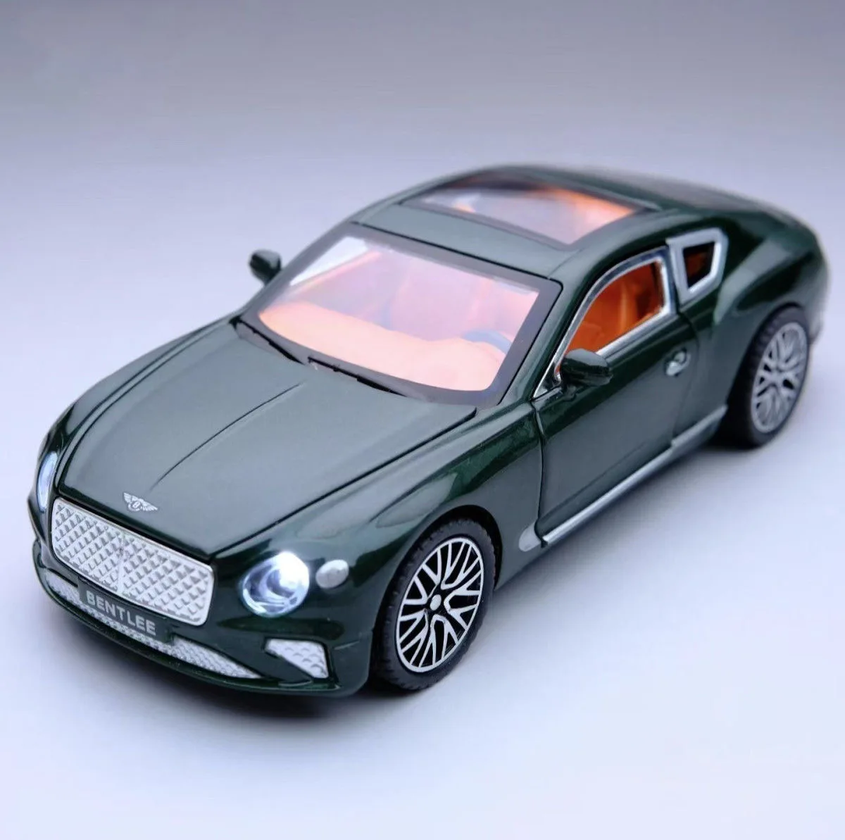 

1:32 Bentley Continental GT Alloy Car Model Diecasts Metal Car Model Simulation Sound and Light Collection Kids Toy Gift