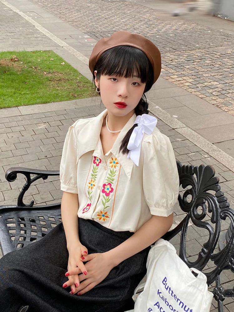 Floral Embroidery Shirts Women Baggy Short Sleeve French Style Casual Vintage Elegant Sweet Chic Ulzzang Stylish Personality