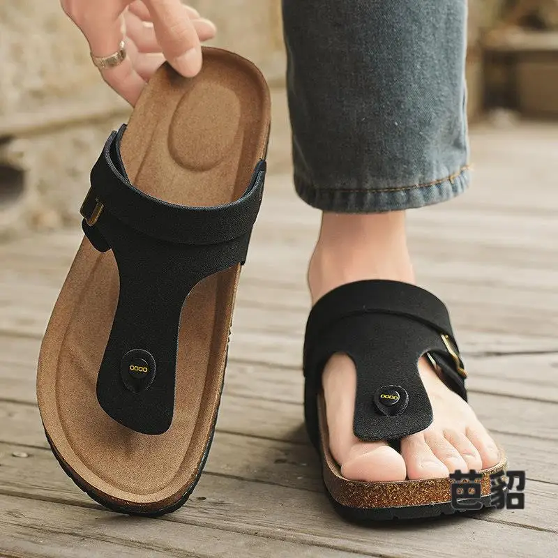 Men's Sandals 2026 New Summer Outdoor Casual Sports Beach Slippers High-End Feeling Slip-On Breathable Low-Top Flat Footwear