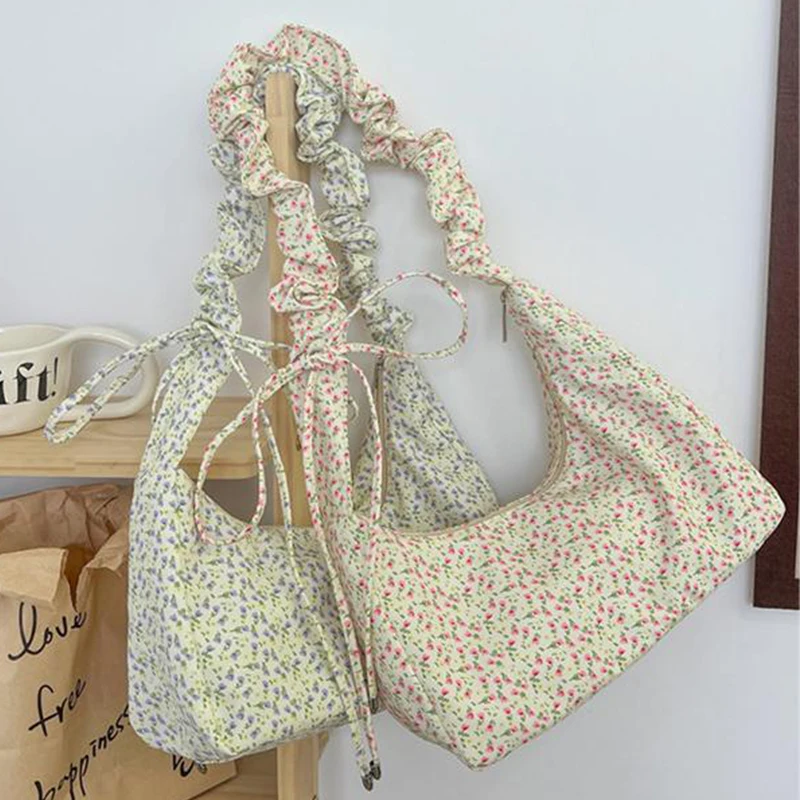 

Large Capacity Folded Floral Tote Bag Crossbody Bag Hand Held Shoulder Bag