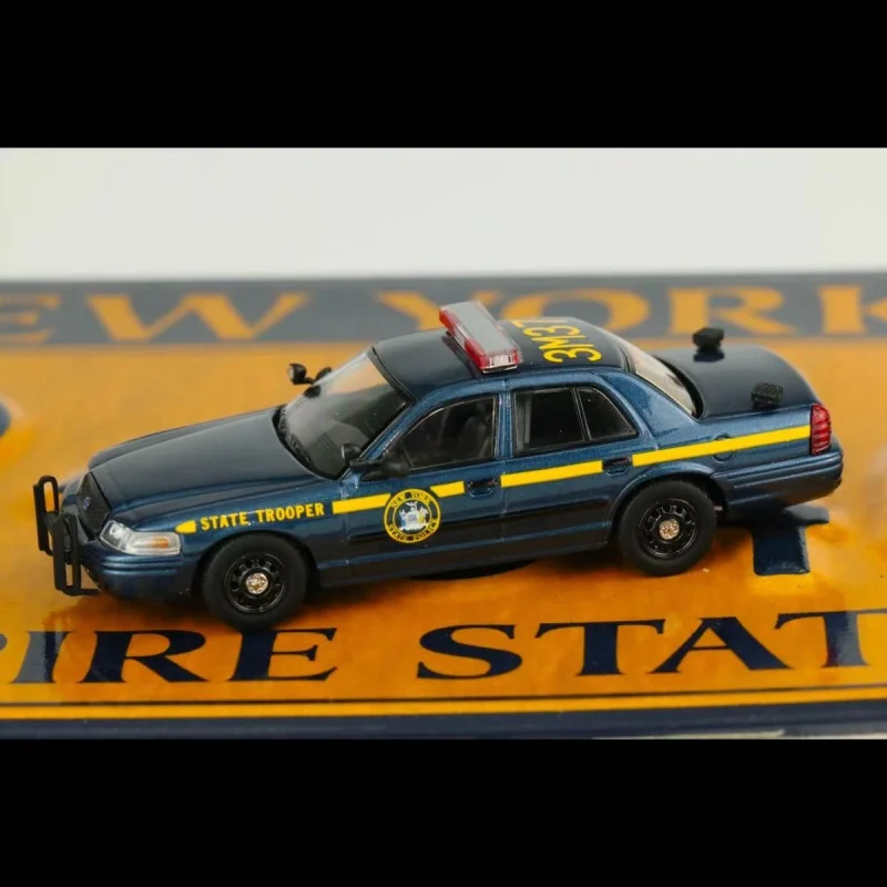 Rollin1/64 Ford Victoria Interceptor alloy car model