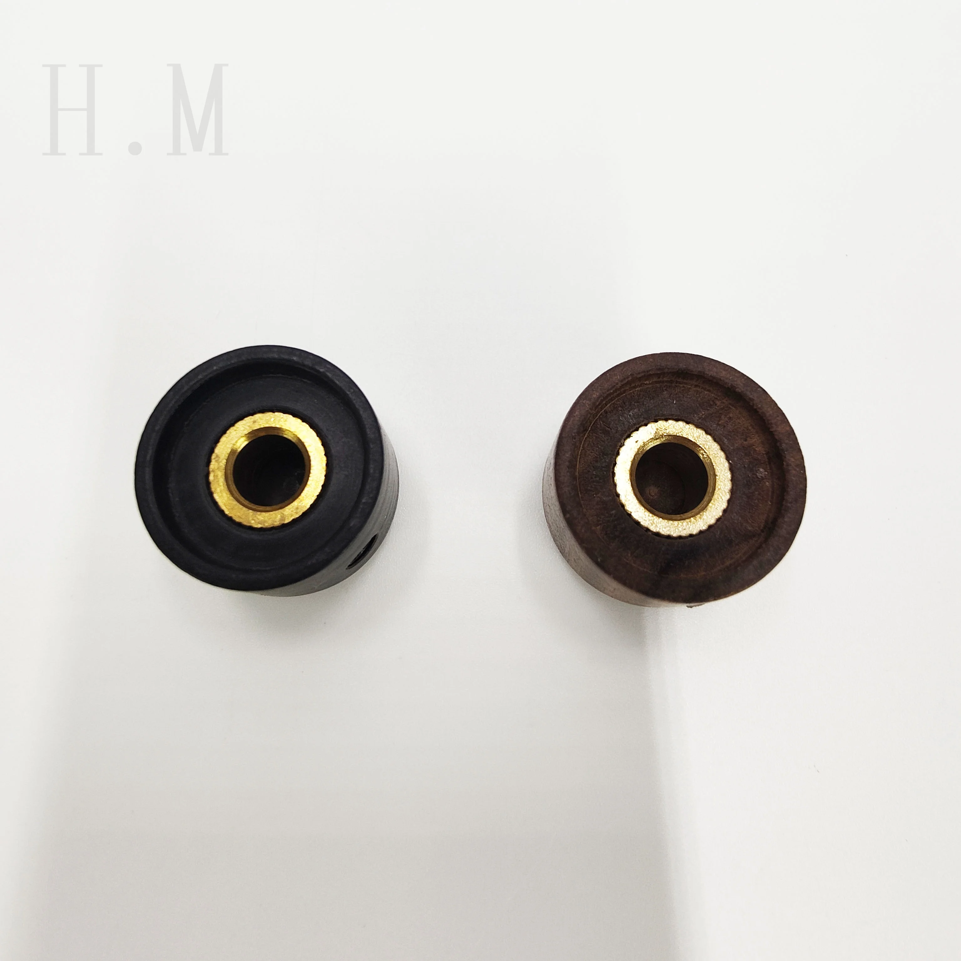 Wysokiej klasy elektryczna gitara drewniana z głośnością i tonem, drewnianym pokrętłem, hebanem różanym z pokrętłem punktowym, nasadką potencjometru