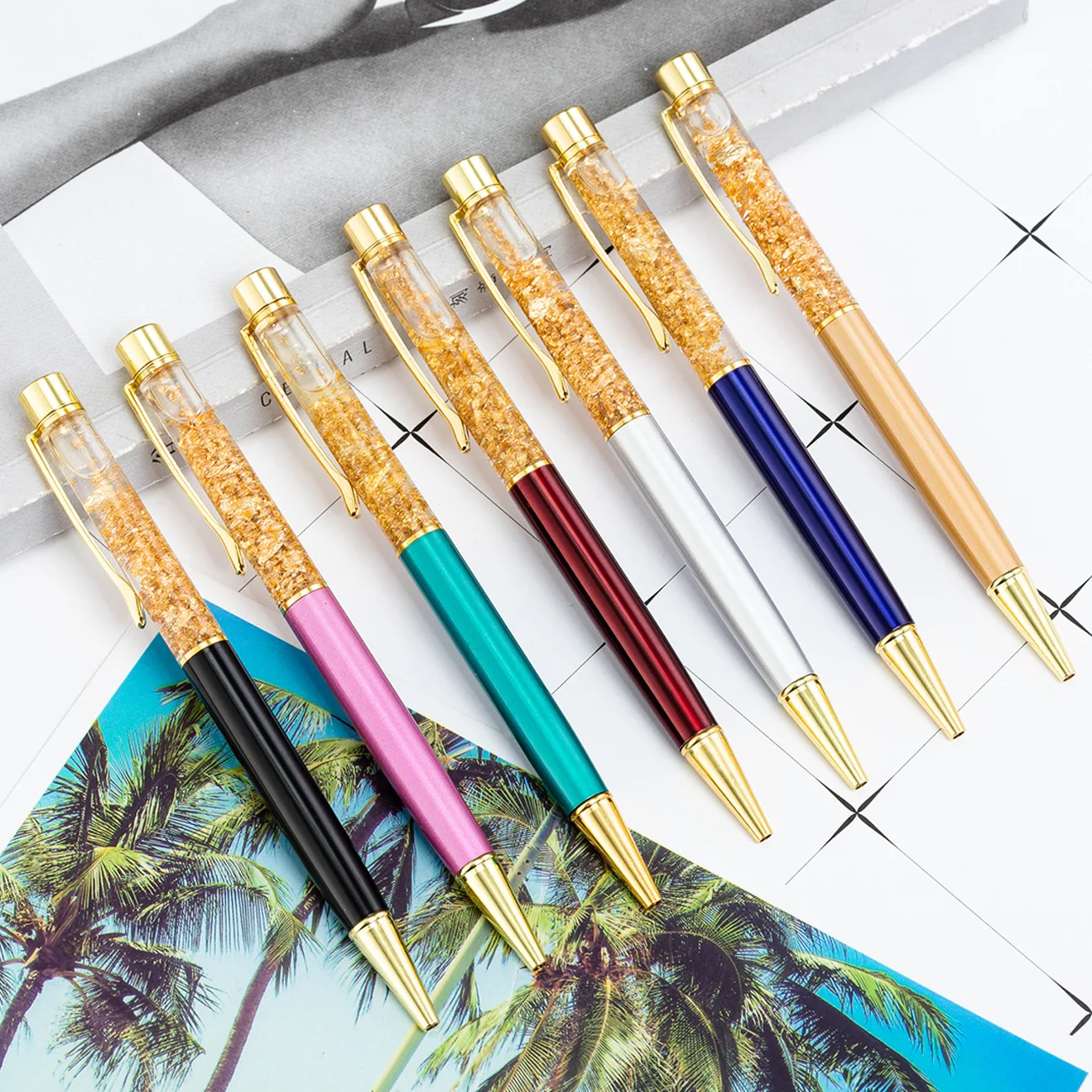 1Pcs Gold Foil Oil-Based Ballpoint Pen, Metal Office Stationery Signature Pen, High-End Holiday Gift Pen, Personalized Stationery with Smooth Writing, Suitable for Business, School, and Office Use — an Inspirational Gift Choice for Teacher's Day, Graduation Season, and Back-To-School Season It Is Also Suitable as a Promotional Gift for Customized Websites, Promotional Items, Fashionable Pens, and Elegant Designs.