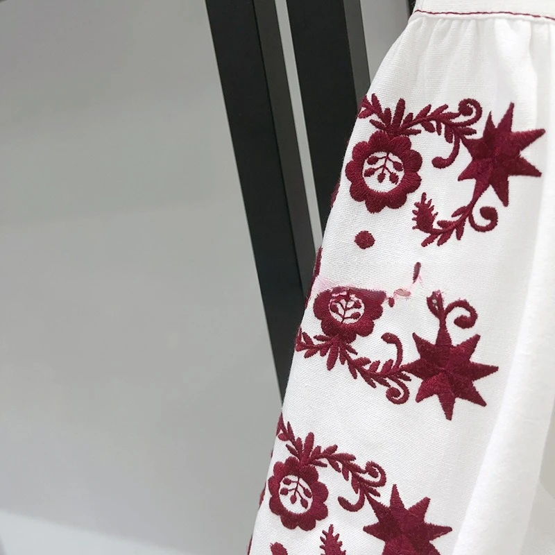 2025 가을 겨울 여성 신상 자수 셔츠 퍼프 소매 캐주얼 반팔 루즈핏 편안한 여성 상의