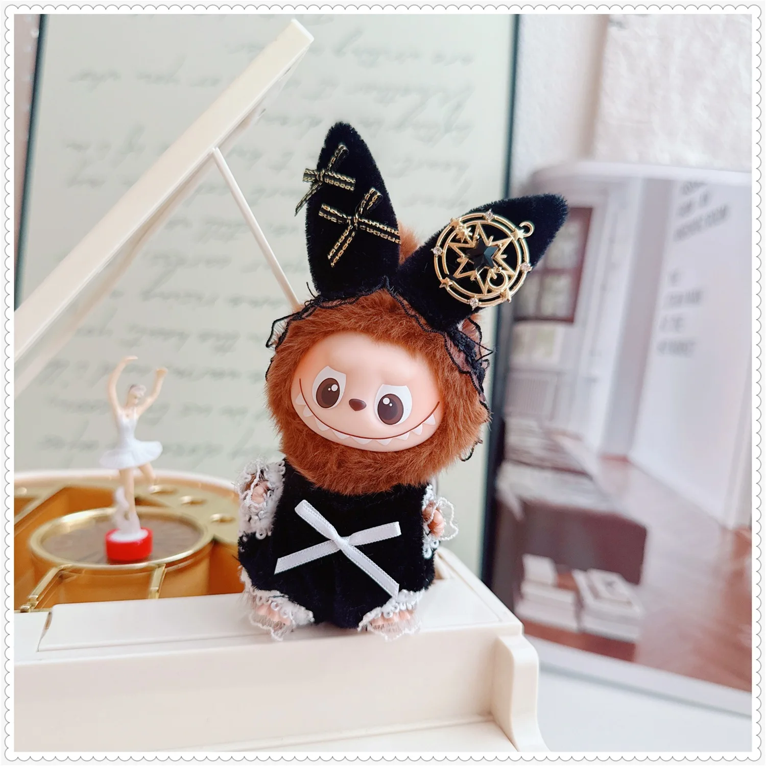 

Для Labubu 4.0 The Monsters Pin for Love Series Черная одежда с повязкой на голову Для Labubu V4 Аксессуары для одежды