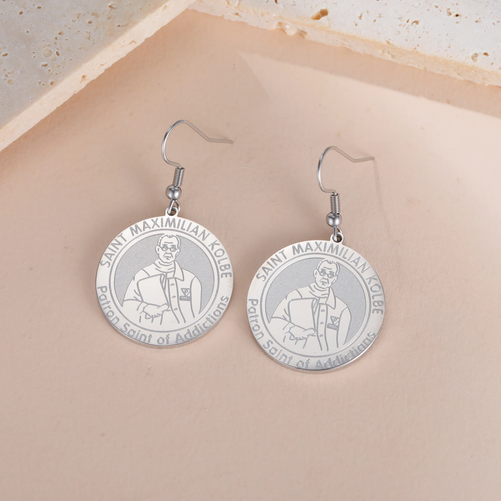LIKGREAT-pendiente de santo católico para mujer, San Dymphna, St Maximiliano, Kolbe, Gérard, medalla religiosa, regalo de joyería