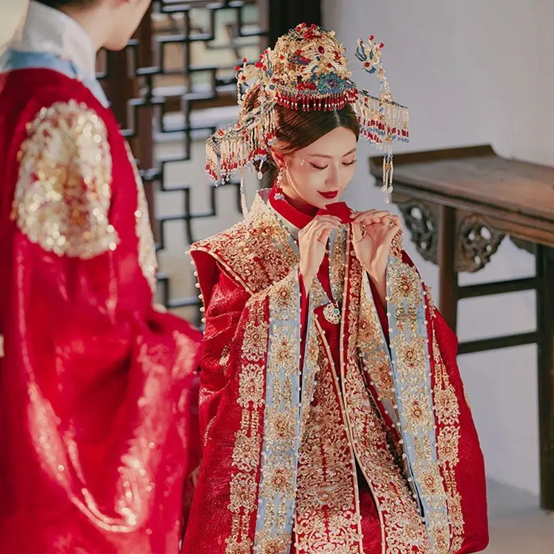 Chinesisches Hochzeits kleid Frauen & Männer altes traditionelles Hanfu rotes Phoenix Guanxia Kleid Bräutigam & Braut Brautkleid für Paare