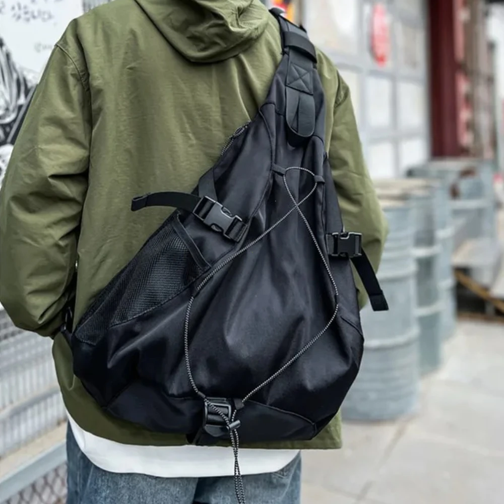 

Новая водонепроницаемая нейлоновая сумка через плечо для мужчин и женщин, большая вместительная дорожная сумка для хранения вещей, спортивная сумка для активного отдыха, унисекс, нагрудная сумка.