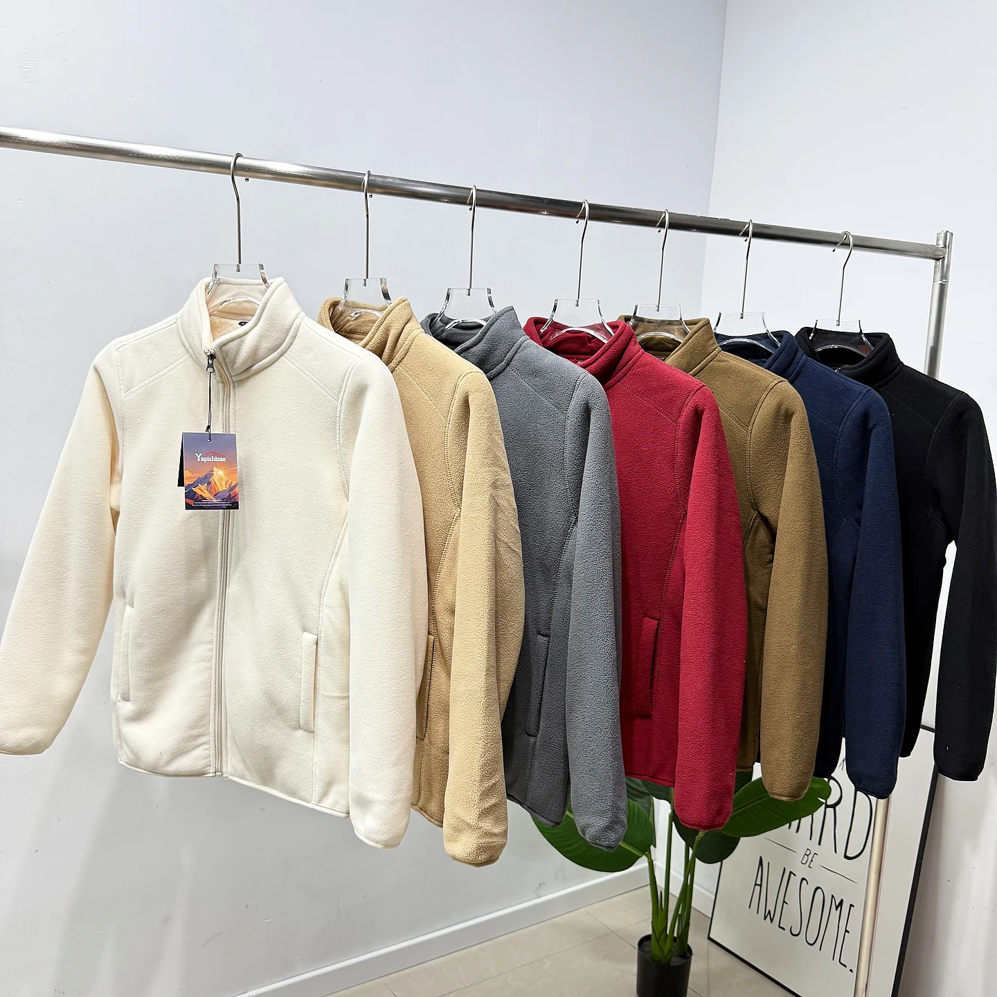 

Утепленная флисовая повседневная куртка для мужчин: осенне-зимняя, ветрозащитная, с воротником-стойкой, не скатывается, теплая, пушистая, с длинными рукавами, на молнии