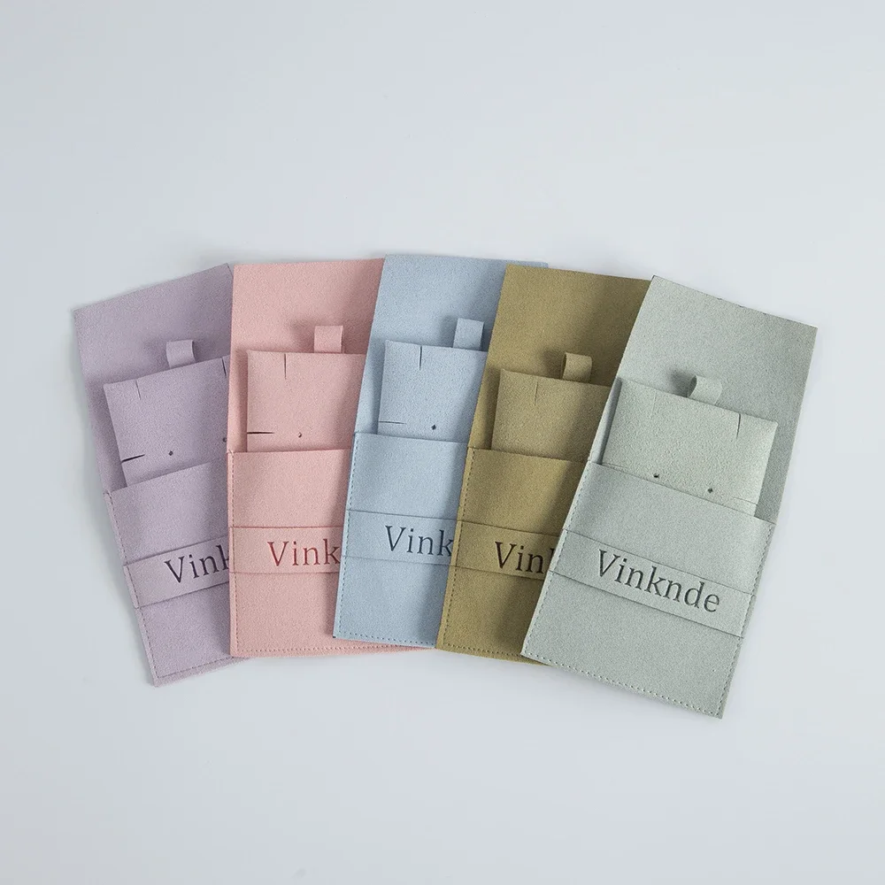 

Пользовательский логотип 8x8 см, упаковка для ювелирных изделий, подарочная сумка из микрофибры со вставкой, серьги-карта, ожерелье, кольца, упаковка, органайзер, мешочки