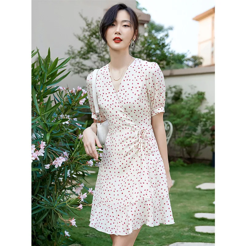 

Temperament V-neck Silk Dress Small Woman Fashionable Thin 2024 Summer Medium Long Broken Flower Platycodon Skirt