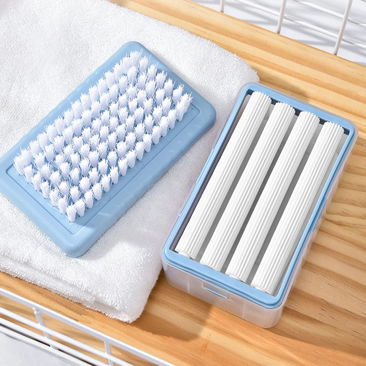 Multifunctional Soap Box Bathroom Roller Brush Type Soap Dish Holder Laundry Soap Drain Box Non-slip Foam Bubbler For Washing