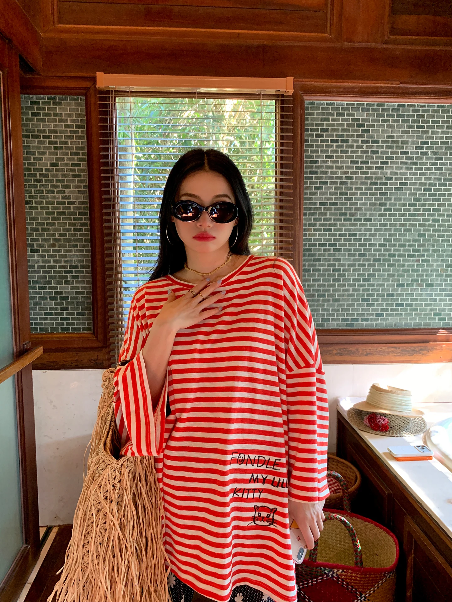 

2026 Spring Red Stripe Printed Loose T-Shirt Women's Casual Style Cotton Long Sleeve round Neck Mid-Length Design Sensation