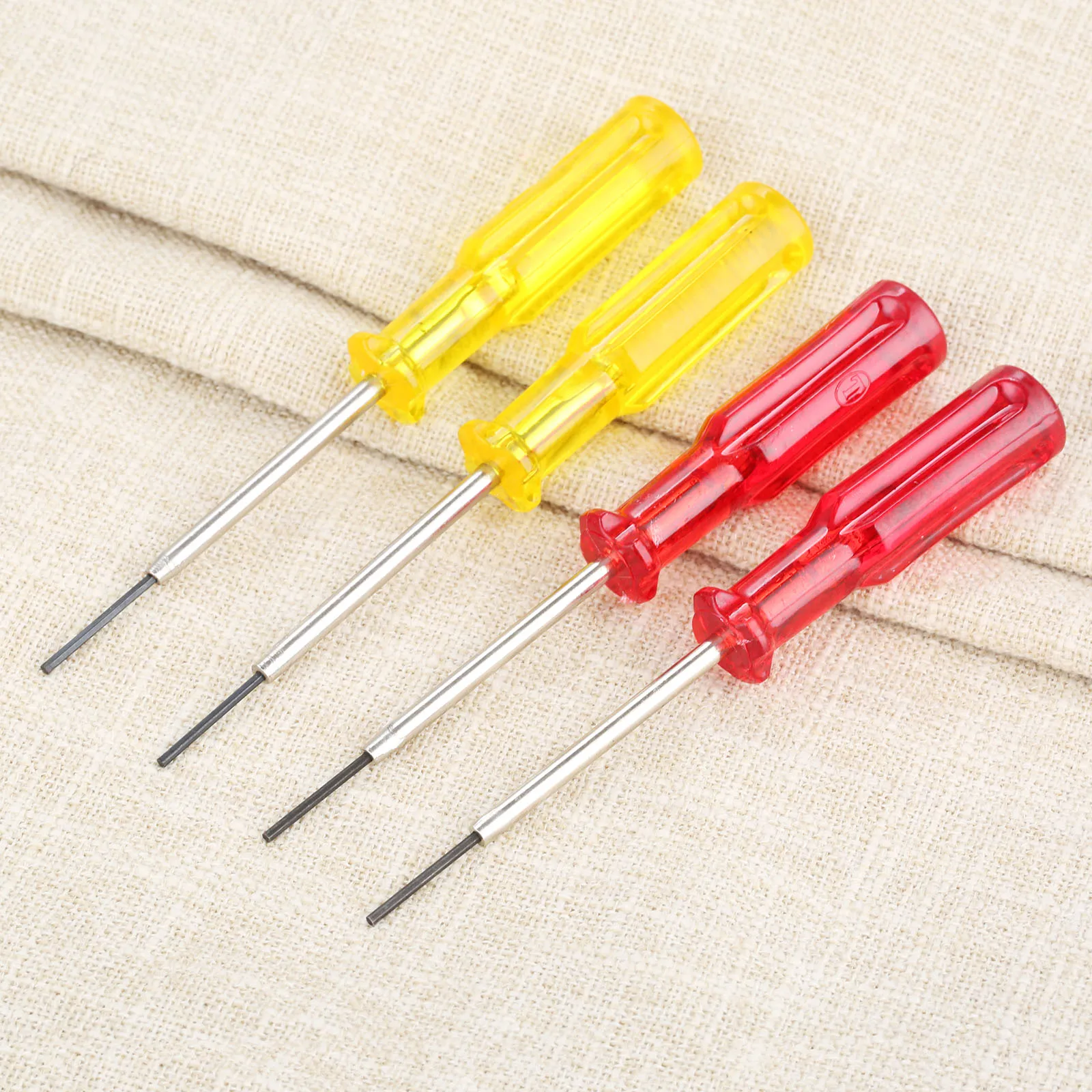 DRELD 2Pc Overlock Household Sewing Machine Hexagonal Screw Driver Sewing Machine Screwdrivers Sewing Tools Accessory 1.6/1.5mm