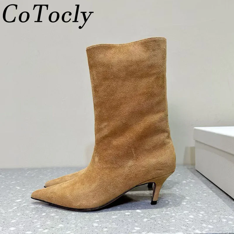 

Сексуальные короткие сапоги на каблуке «котенок», женские туфли без шнуровки на высоком каблуке с острым носком, подиумная обувь, женские современные женские ботинки на шпильке из лакированной кожи