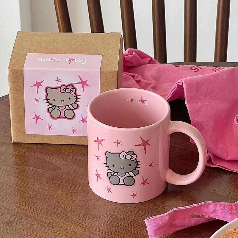 Taza de cerámica bonita de Hello Kitty de Anime Kawaii Sanrio, taza de café, agua, leche, corazón femenino, regalos Ins de moda para niñas