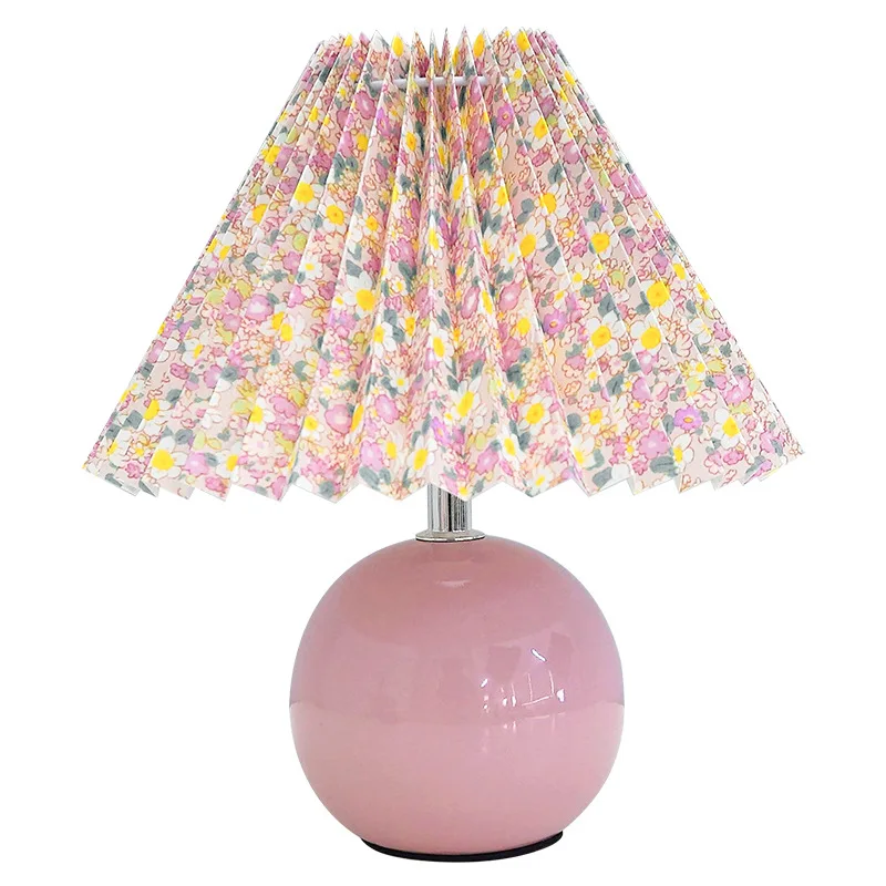 #For Nordic retro ceramic table lamp pleated bedroom bedside lamp advanced sense imitation wood grain ins decorative atmosphere