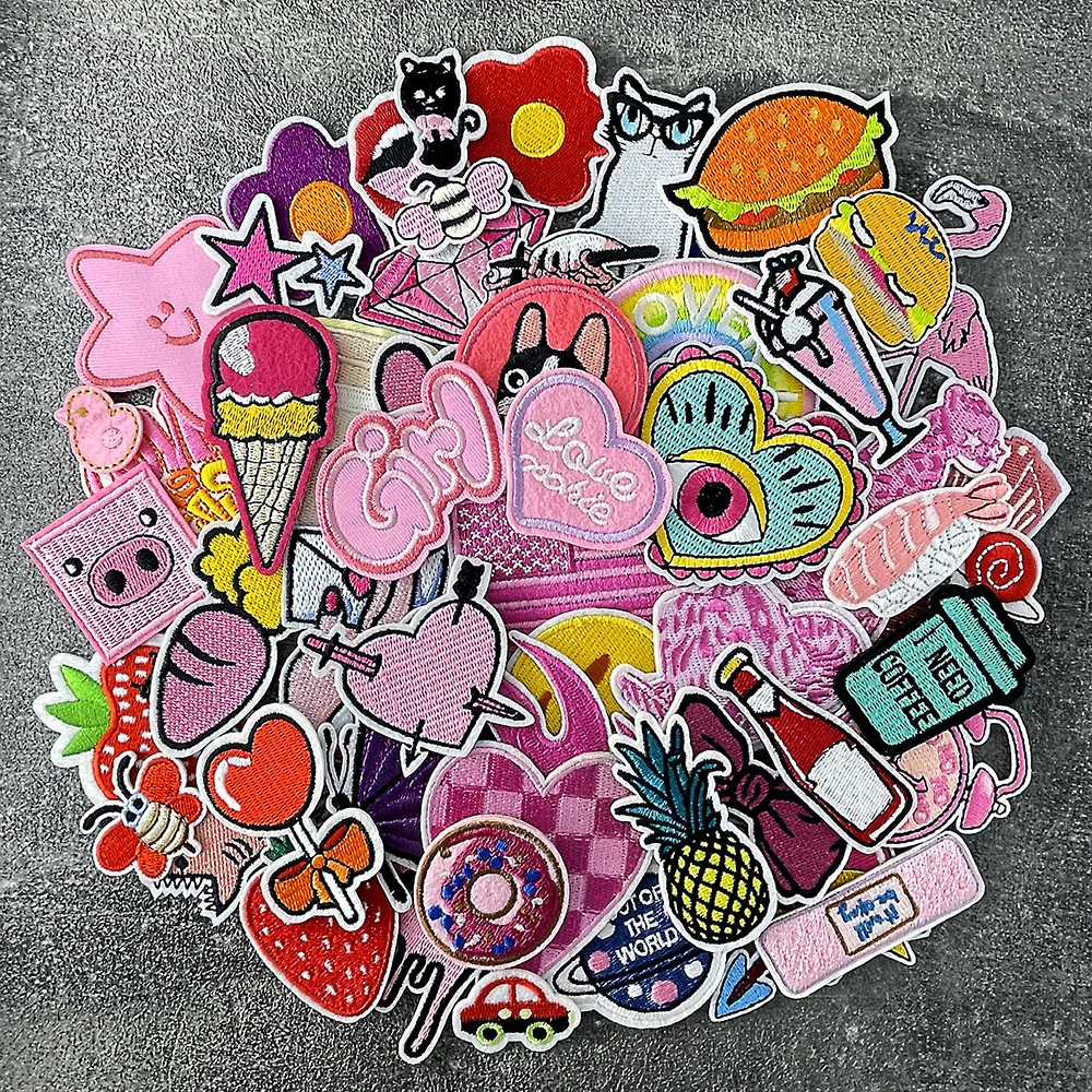 100Pcs/Lot Random Mix Patches Embroidery Applique Ironing Clothing Sewing Supplies Decorative Handmade Patch Appliques Pink