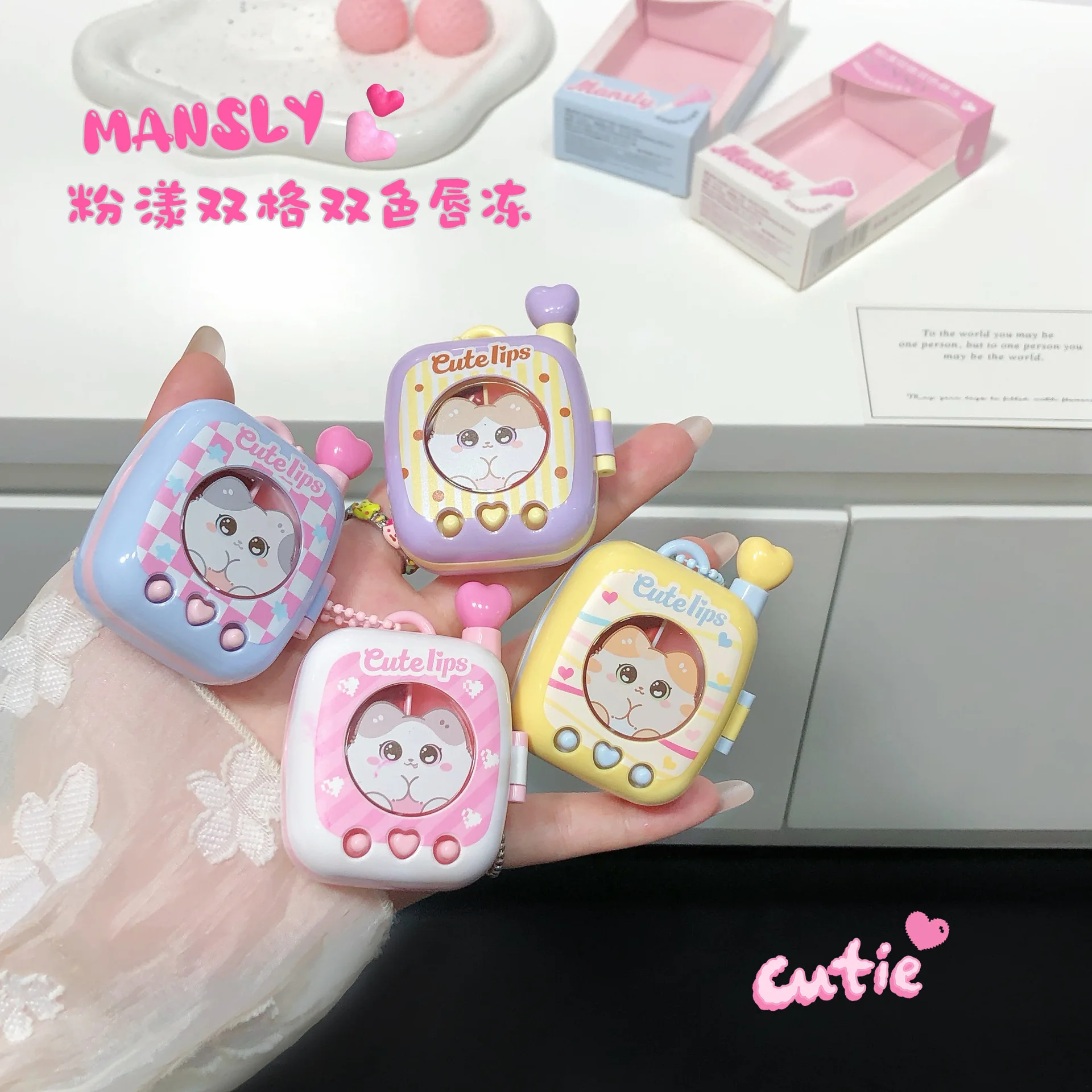 Transparent holding lip frozen water light moisturizing double grid two-color easy to color to improve complexion student makeup