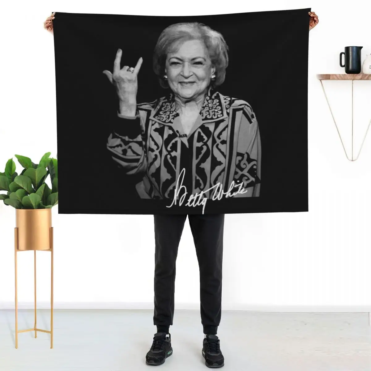 betty white betty Essential Throw Blanket Heavy Summer Beddings Camping Stuffeds Travel For Sofa Thin Blankets