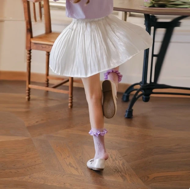 Girls' Spring and Autumn New Skirt Streamer Pleated French Culottes Children's Versatile Satin Short Skirt Smooth A-shaped Skirt