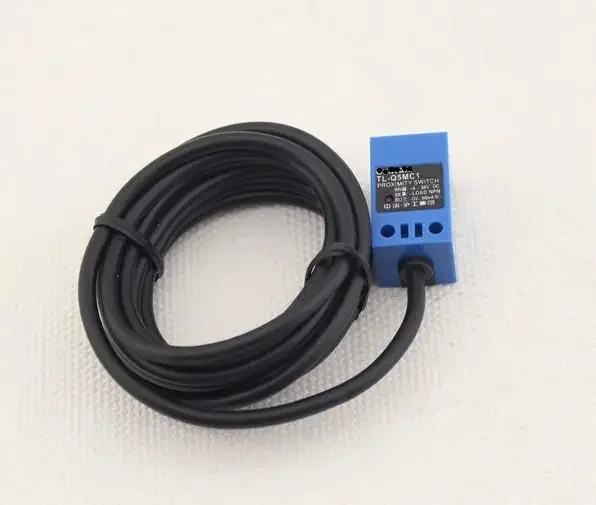 

3pcs new omch TL-Q5MC1 TL-Q5MC2 TL-Q5MF1 TL-Q5MF2 TL-Q5MD1 TL-Q5MD2 TL-Q5MY1 TL-Q5MY2 square proximity switch